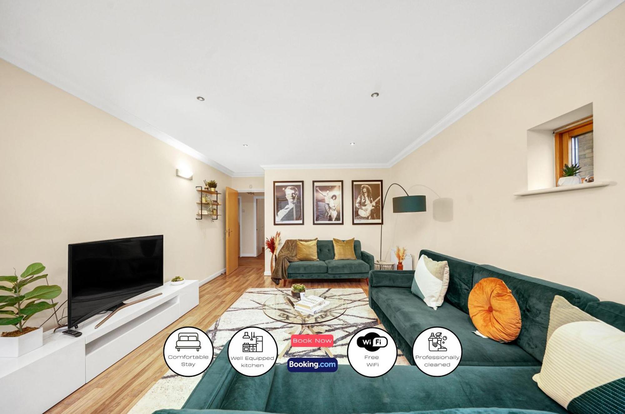 2 Bedroom Riverside Short Term & Flexible Renting Canary Wharf! *